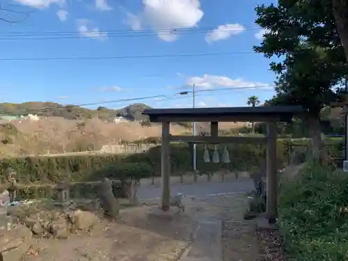 若宮八幡宮の鳥居