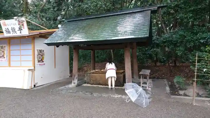 上知我麻神社(熱田神宮摂社)の手水舎