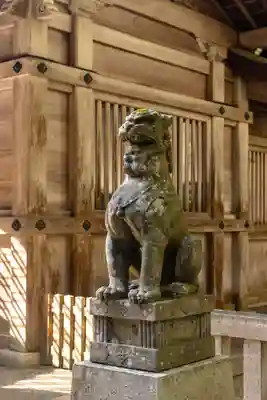 彌彦神社の狛犬