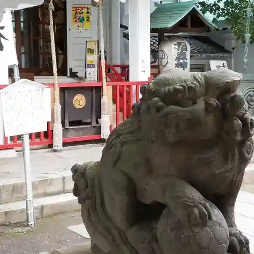 椙森神社の狛犬