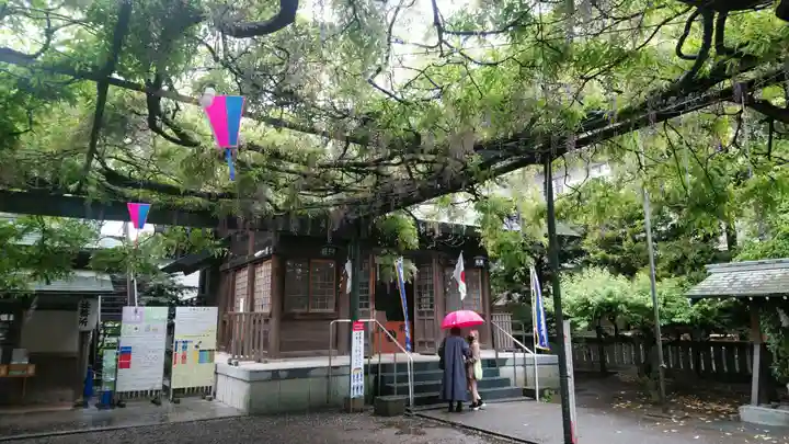 國領神社の庭園