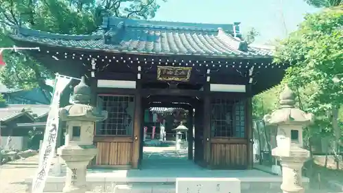 寳珠院（常楽寺）の山門