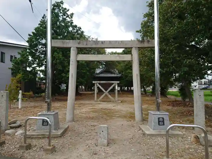 神明社(小折神明社)の鳥居