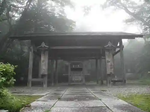 那須温泉神社の本殿