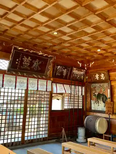 岡田神社の本殿