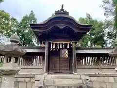 筑摩神社の本殿