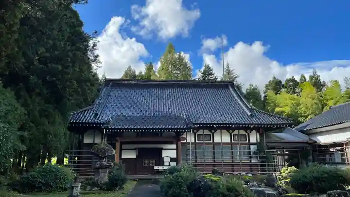 吉祥寺の本殿・本堂