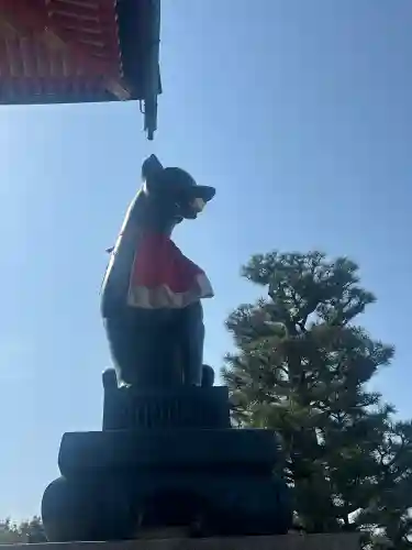 伏見稲荷大社の{uncategorized: "未分類", other: "その他", undefined: "問題あり", building: "その他建物", grave: "お墓", sacred_gate: "鳥居", guardian: "狛犬", statue: "像", buddha: "仏像", history: "歴史", nature: "自然", garden: "庭園", animal: "動物", pagoda: "塔", temizu: "手水舎", mountain_gate: "山門・神門", sanctuary: "本殿・本堂", subordinate: "末社・摂社", art: "芸術", scenery: "景色", jizo: "地蔵", ema: "絵馬", goshuin: "御朱印", omikuji: "おみくじ", items: "授与品その他", amulet: "お守り", goshuincho: "御朱印帳", eats: "食事", festival: "お祭り", votive_dance: "神楽", shichigosan: "七五三参", wedding: "結婚式", experience: "体験その他", initially: "初詣", around: "周辺", anti_infection: "感染症対策"}