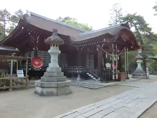 武田神社の本殿・本堂