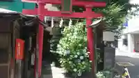 五十稲荷神社(栄寿稲荷神社)の鳥居