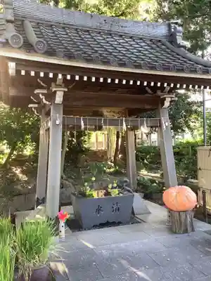 東海市熊野神社の手水舎