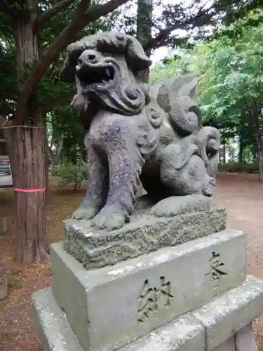 北広島市総鎮守　廣島神社の狛犬