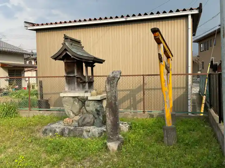 報慈寺の{uncategorized: "未分類", other: "その他", undefined: "問題あり", building: "その他建物", grave: "お墓", sacred_gate: "鳥居", guardian: "狛犬", statue: "像", buddha: "仏像", history: "歴史", nature: "自然", garden: "庭園", animal: "動物", pagoda: "塔", temizu: "手水舎", mountain_gate: "山門・神門", sanctuary: "本殿・本堂", subordinate: "末社・摂社", art: "芸術", scenery: "景色", jizo: "地蔵", ema: "絵馬", goshuin: "御朱印", omikuji: "おみくじ", items: "授与品その他", amulet: "お守り", goshuincho: "御朱印帳", eats: "食事", festival: "お祭り", votive_dance: "神楽", shichigosan: "七五三参", wedding: "結婚式", experience: "体験その他", initially: "初詣", around: "周辺", anti_infection: "感染症対策"}
