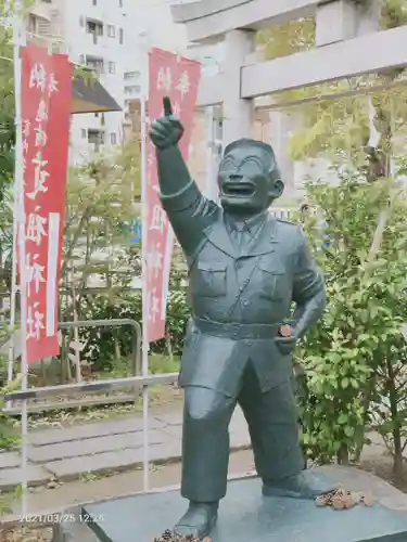 亀有香取神社の像