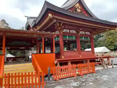 鶴岡八幡宮の本殿・本堂