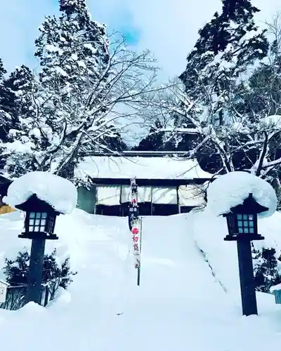 土津神社｜こどもと出世の神さまの本殿・本堂