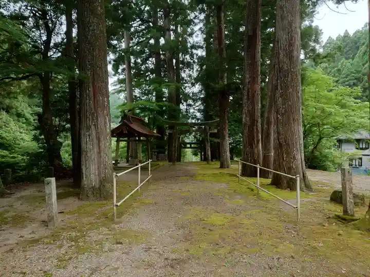 石座神社のその他建物