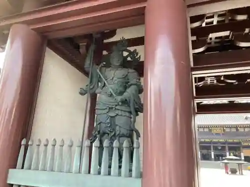 川崎大師（平間寺）の像