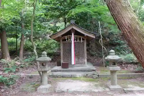 春日神社の末社