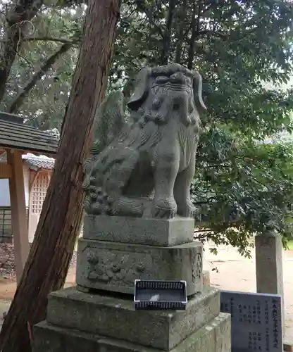 天石門別八倉比売神社の狛犬