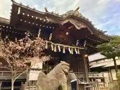 白山神社の本殿