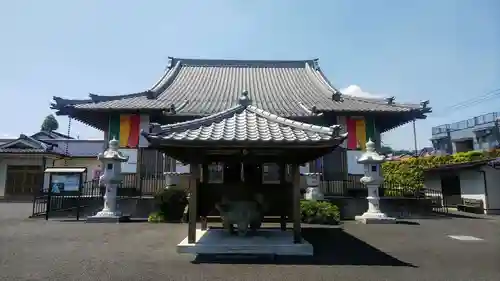 瑠璃光寺の本殿