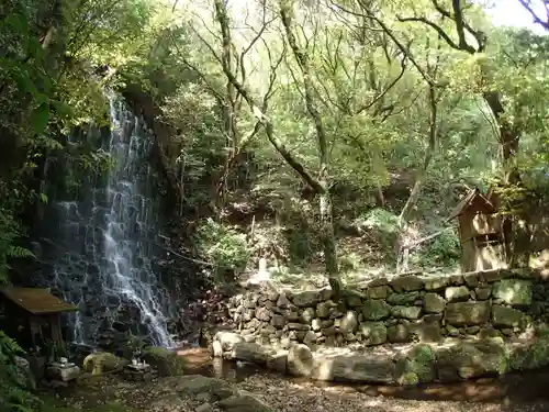 瀧神社（都農神社末社（奥宮））の景色