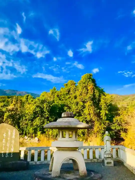 六所大仏のその他建物