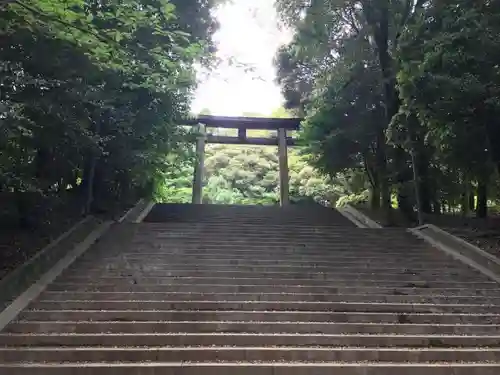 近江神宮の鳥居