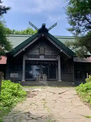 鷲別神社の{uncategorized: "未分類", other: "その他", undefined: "問題あり", building: "その他建物", grave: "お墓", sacred_gate: "鳥居", guardian: "狛犬", statue: "像", buddha: "仏像", history: "歴史", nature: "自然", garden: "庭園", animal: "動物", pagoda: "塔", temizu: "手水舎", mountain_gate: "山門・神門", sanctuary: "本殿・本堂", subordinate: "末社・摂社", art: "芸術", scenery: "景色", jizo: "地蔵", ema: "絵馬", goshuin: "御朱印", omikuji: "おみくじ", items: "授与品その他", amulet: "お守り", goshuincho: "御朱印帳", eats: "食事", festival: "お祭り", votive_dance: "神楽", shichigosan: "七五三参", wedding: "結婚式", experience: "体験その他", initially: "初詣", around: "周辺", anti_infection: "感染症対策"}
