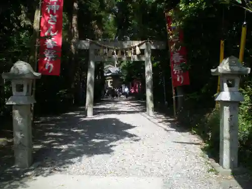 神明神社の鳥居