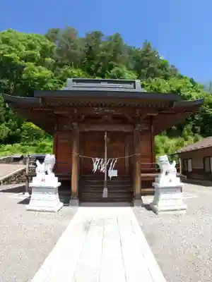 川原畑諏訪神社の本殿・本堂