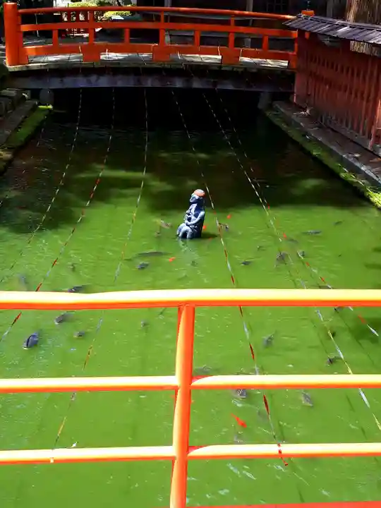 櫛引八幡宮の庭園