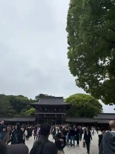 明治神宮の{uncategorized: "未分類", other: "その他", undefined: "問題あり", building: "その他建物", grave: "お墓", sacred_gate: "鳥居", guardian: "狛犬", statue: "像", buddha: "仏像", history: "歴史", nature: "自然", garden: "庭園", animal: "動物", pagoda: "塔", temizu: "手水舎", mountain_gate: "山門・神門", sanctuary: "本殿・本堂", subordinate: "末社・摂社", art: "芸術", scenery: "景色", jizo: "地蔵", ema: "絵馬", goshuin: "御朱印", omikuji: "おみくじ", items: "授与品その他", amulet: "お守り", goshuincho: "御朱印帳", eats: "食事", festival: "お祭り", votive_dance: "神楽", shichigosan: "七五三参", wedding: "結婚式", experience: "体験その他", initially: "初詣", around: "周辺", anti_infection: "感染症対策"}