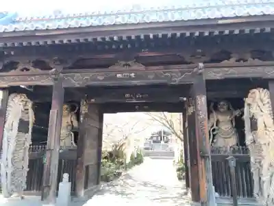 香西寺の山門・神門