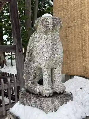 大宮賣神社の{uncategorized: "未分類", other: "その他", undefined: "問題あり", building: "その他建物", grave: "お墓", sacred_gate: "鳥居", guardian: "狛犬", statue: "像", buddha: "仏像", history: "歴史", nature: "自然", garden: "庭園", animal: "動物", pagoda: "塔", temizu: "手水舎", mountain_gate: "山門・神門", sanctuary: "本殿・本堂", subordinate: "末社・摂社", art: "芸術", scenery: "景色", jizo: "地蔵", ema: "絵馬", goshuin: "御朱印", omikuji: "おみくじ", items: "授与品その他", amulet: "お守り", goshuincho: "御朱印帳", eats: "食事", festival: "お祭り", votive_dance: "神楽", shichigosan: "七五三参", wedding: "結婚式", experience: "体験その他", initially: "初詣", around: "周辺", anti_infection: "感染症対策"}