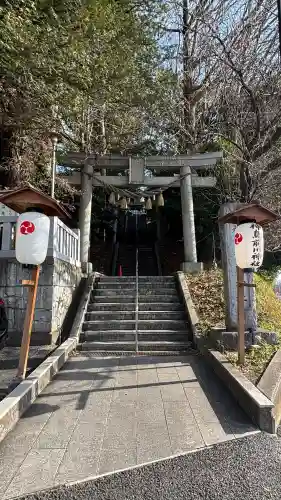 神鳥前川神社の{uncategorized: "未分類", other: "その他", undefined: "問題あり", building: "その他建物", grave: "お墓", sacred_gate: "鳥居", guardian: "狛犬", statue: "像", buddha: "仏像", history: "歴史", nature: "自然", garden: "庭園", animal: "動物", pagoda: "塔", temizu: "手水舎", mountain_gate: "山門・神門", sanctuary: "本殿・本堂", subordinate: "末社・摂社", art: "芸術", scenery: "景色", jizo: "地蔵", ema: "絵馬", goshuin: "御朱印", omikuji: "おみくじ", items: "授与品その他", amulet: "お守り", goshuincho: "御朱印帳", eats: "食事", festival: "お祭り", votive_dance: "神楽", shichigosan: "七五三参", wedding: "結婚式", experience: "体験その他", initially: "初詣", around: "周辺", anti_infection: "感染症対策"}