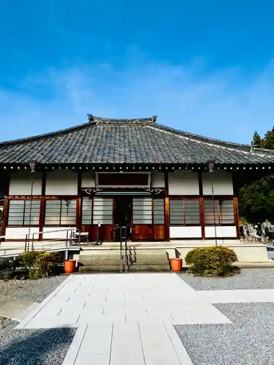 持宝院(手伝い地蔵)の{uncategorized: "未分類", other: "その他", undefined: "問題あり", building: "その他建物", grave: "お墓", sacred_gate: "鳥居", guardian: "狛犬", statue: "像", buddha: "仏像", history: "歴史", nature: "自然", garden: "庭園", animal: "動物", pagoda: "塔", temizu: "手水舎", mountain_gate: "山門・神門", sanctuary: "本殿・本堂", subordinate: "末社・摂社", art: "芸術", scenery: "景色", jizo: "地蔵", ema: "絵馬", goshuin: "御朱印", omikuji: "おみくじ", items: "授与品その他", amulet: "お守り", goshuincho: "御朱印帳", eats: "食事", festival: "お祭り", votive_dance: "神楽", shichigosan: "七五三参", wedding: "結婚式", experience: "体験その他", initially: "初詣", around: "周辺", anti_infection: "感染症対策"}