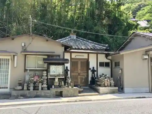 宗照院の本殿・本堂