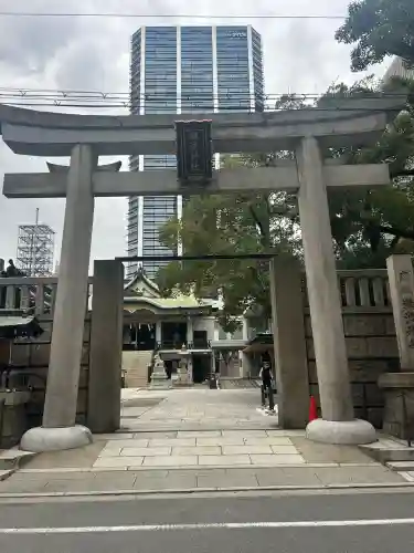 難波神社の{uncategorized: "未分類", other: "その他", undefined: "問題あり", building: "その他建物", grave: "お墓", sacred_gate: "鳥居", guardian: "狛犬", statue: "像", buddha: "仏像", history: "歴史", nature: "自然", garden: "庭園", animal: "動物", pagoda: "塔", temizu: "手水舎", mountain_gate: "山門・神門", sanctuary: "本殿・本堂", subordinate: "末社・摂社", art: "芸術", scenery: "景色", jizo: "地蔵", ema: "絵馬", goshuin: "御朱印", omikuji: "おみくじ", items: "授与品その他", amulet: "お守り", goshuincho: "御朱印帳", eats: "食事", festival: "お祭り", votive_dance: "神楽", shichigosan: "七五三参", wedding: "結婚式", experience: "体験その他", initially: "初詣", around: "周辺", anti_infection: "感染症対策"}