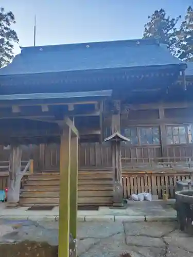 西蓮寺の本殿・本堂