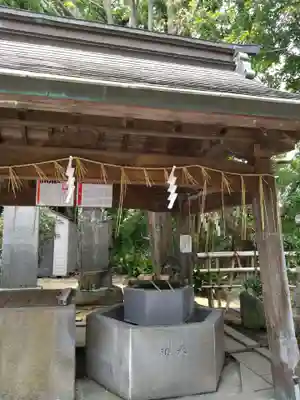 紅葉八幡宮の手水舎