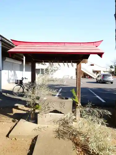諏訪神社の{uncategorized: "未分類", other: "その他", undefined: "問題あり", building: "その他建物", grave: "お墓", sacred_gate: "鳥居", guardian: "狛犬", statue: "像", buddha: "仏像", history: "歴史", nature: "自然", garden: "庭園", animal: "動物", pagoda: "塔", temizu: "手水舎", mountain_gate: "山門・神門", sanctuary: "本殿・本堂", subordinate: "末社・摂社", art: "芸術", scenery: "景色", jizo: "地蔵", ema: "絵馬", goshuin: "御朱印", omikuji: "おみくじ", items: "授与品その他", amulet: "お守り", goshuincho: "御朱印帳", eats: "食事", festival: "お祭り", votive_dance: "神楽", shichigosan: "七五三参", wedding: "結婚式", experience: "体験その他", initially: "初詣", around: "周辺", anti_infection: "感染症対策"}