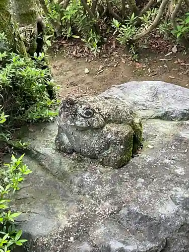 大泉寺の像