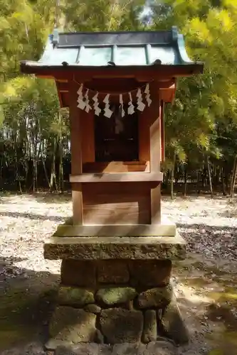 神明神社の末社