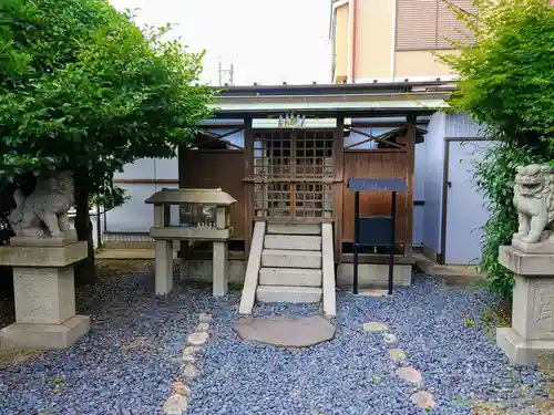 大磯神社の本殿・本堂