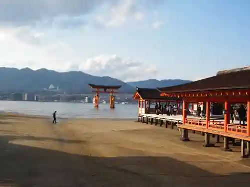 厳島神社の建物その他