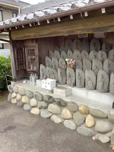 椿明神社の地蔵