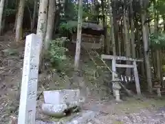 神明社の鳥居