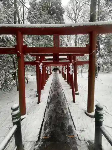 新屋山神社(山梨県)